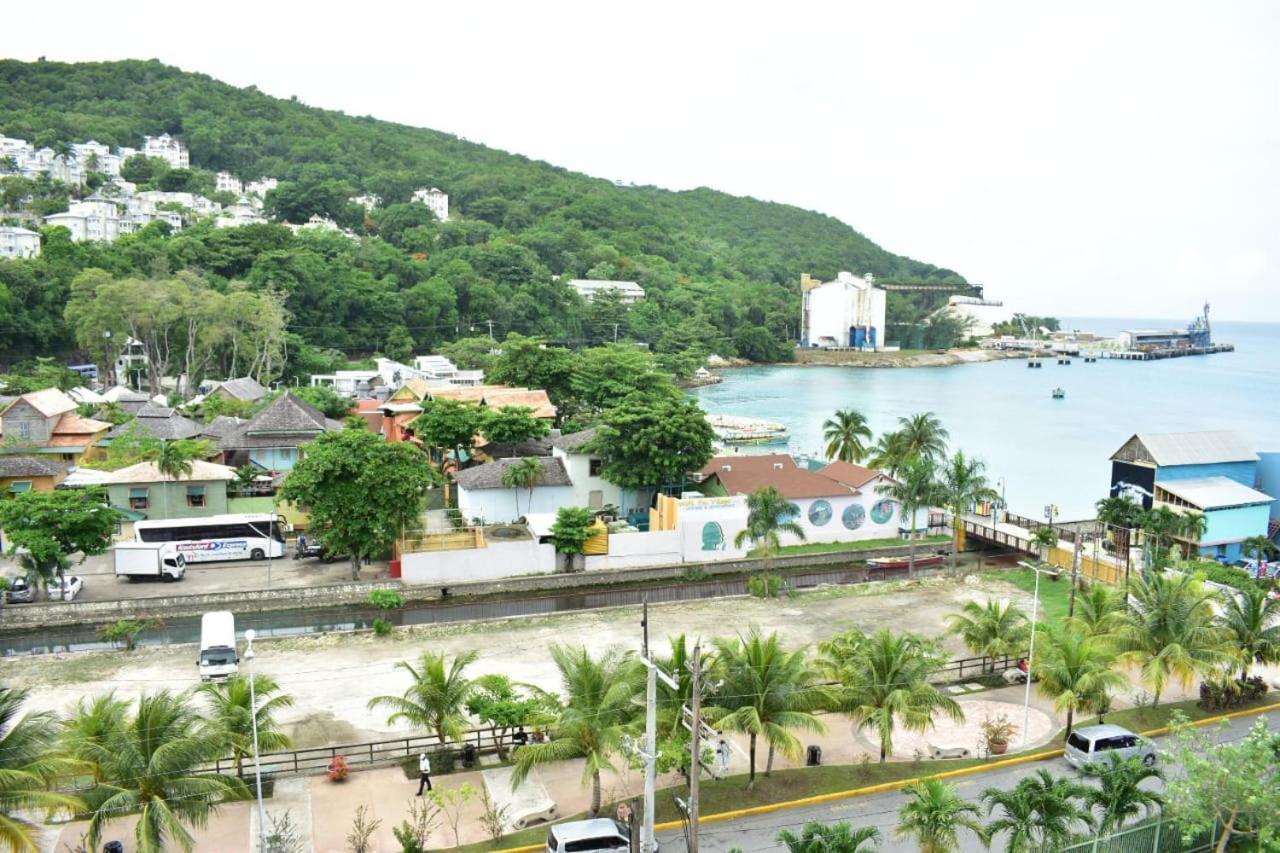 Ambleside & Turtle Beach Towers Ocho Rios Eksteriør billede